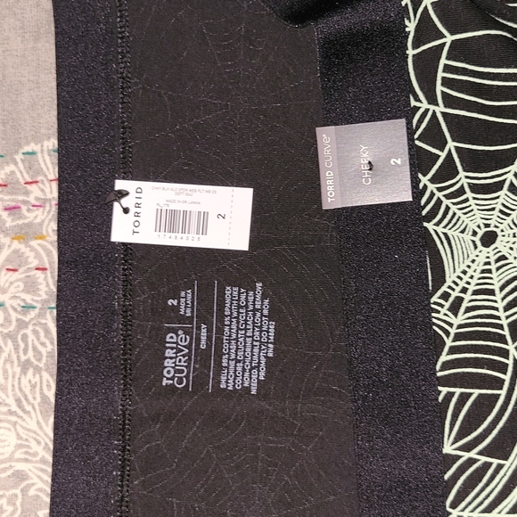 NWT | Torrid Cotton Mid-Rise Cheeky Panty | Size 2 - Picture 4 of 5